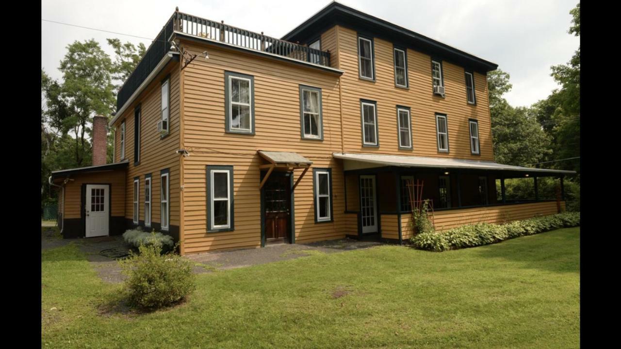The Woodbine Inn Palenville Exterior photo